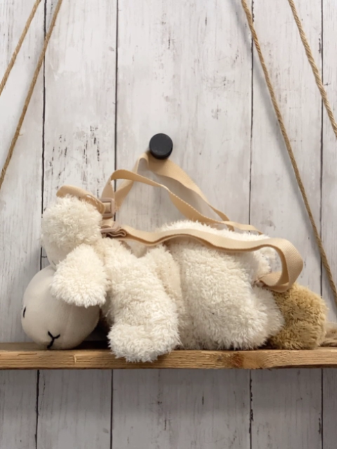   Rucksack beige Plüsch Schaf 