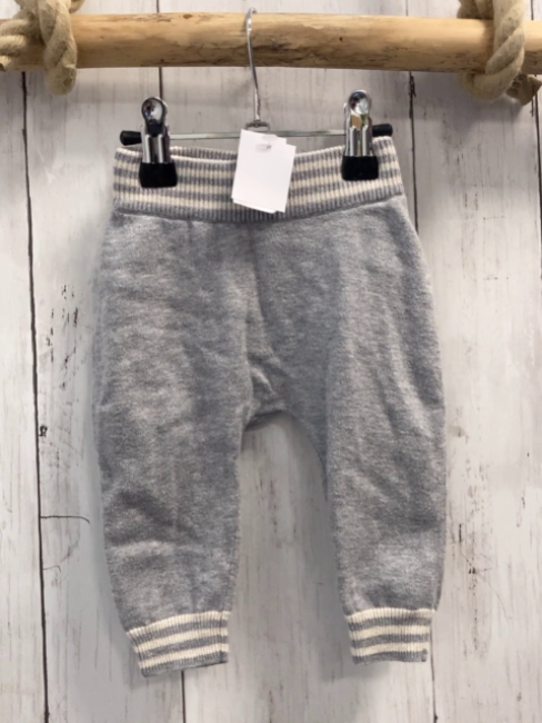 Alana Jogginghose Gr. 62  grau gestreifter Bund Strick