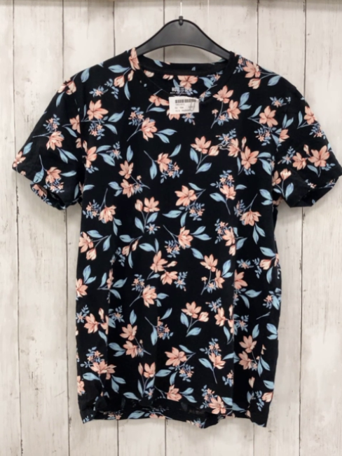 Hollister  T-Shirt  Gr. 164  schwarz Blumen mit hellblauen Blättern 