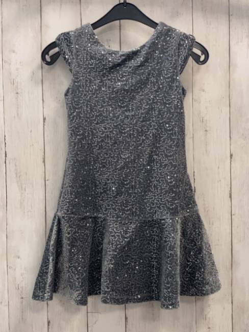  Kleid Gr. 110  grau Samt Pailetten